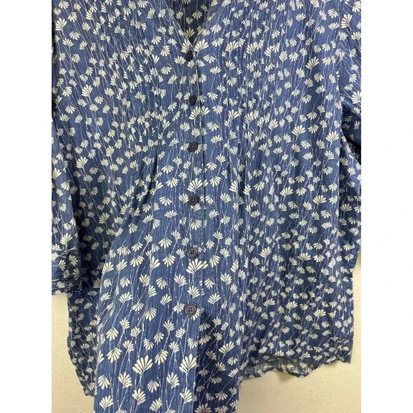 Breathable Button Front Blouse Womens 3XL Blue Floral 100% Cotton Pintuck Top - Picture 8 of 9